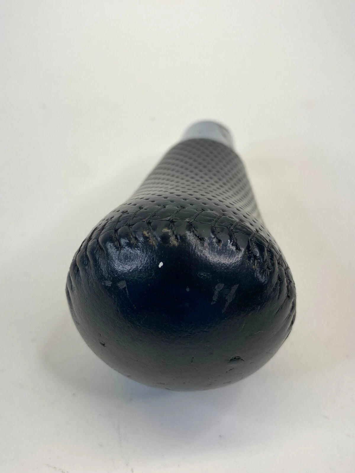 04-06 MAZDA 3 MAZDA3 2.3L AUTOMATIC GEAR SHIFTER SHIFT KNOB HANDLE LEVER LEATHER