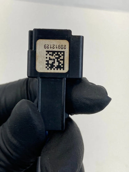 2010-2013 Buick LaCrosse Front Left Driver Seat Belt Buckle 20912129 OEM