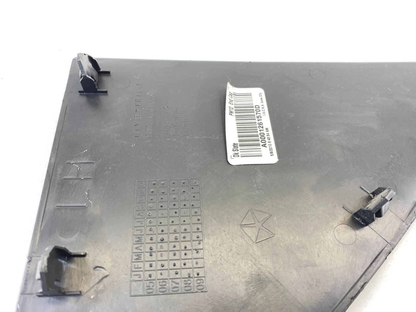 09-12 DODGE CALIBER FRONT LEFT DRIVER SIDE DASH END CAP COVER TRIM 1AV67TRMAB