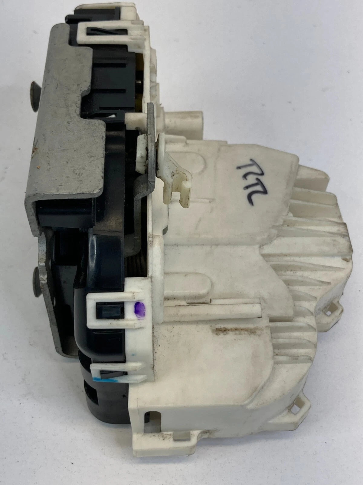 11-14 DODGE AVENGER SEDAN REAR RIGHT SIDE DOOR LOCK LATCH ACTUATOR P04589696AC
