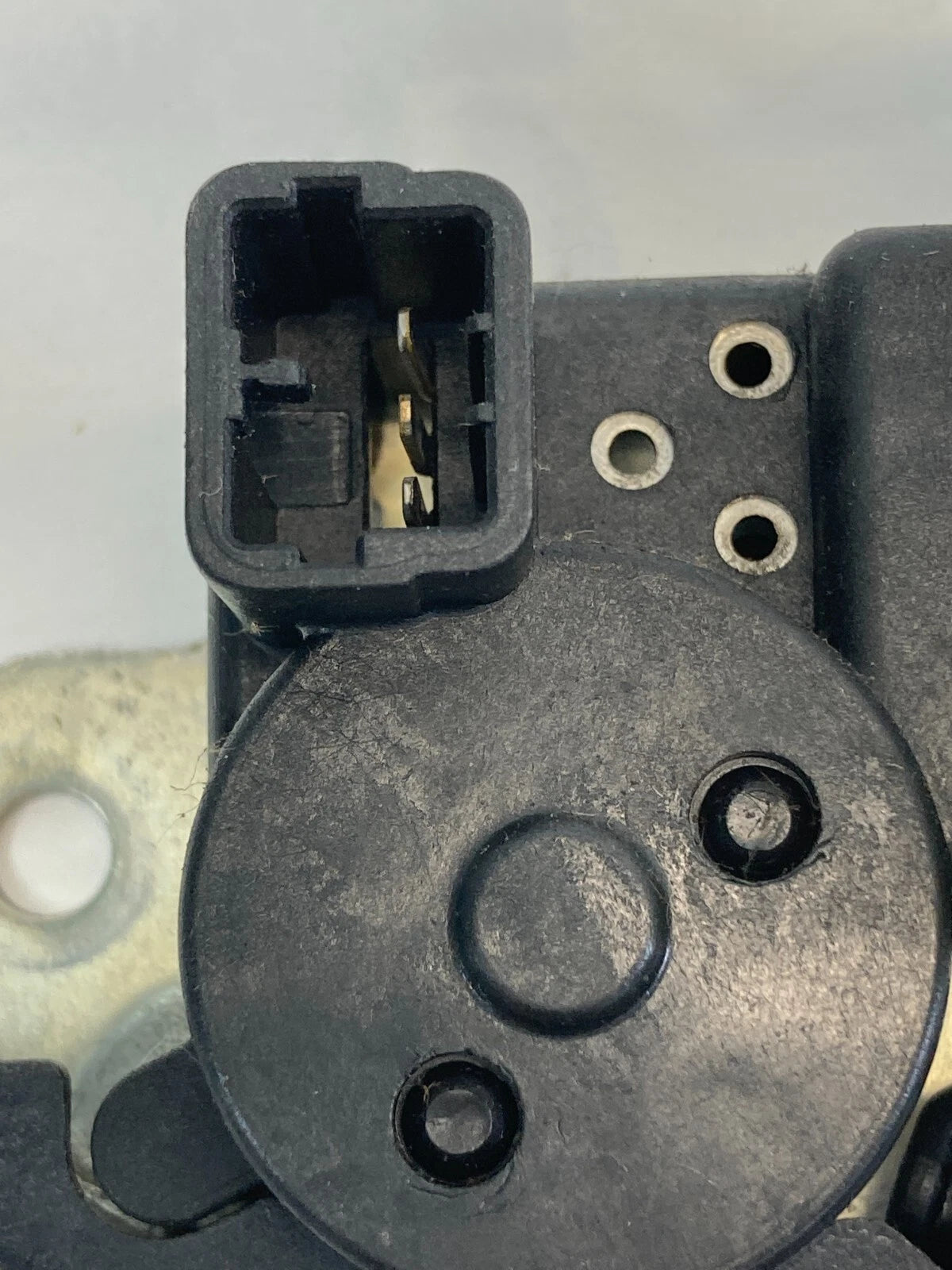 2011-2014 HYUNDAI SONATA SEDAN TRUNK LATCH DECK LID LOCK RELEASE ACTUATOR OEM