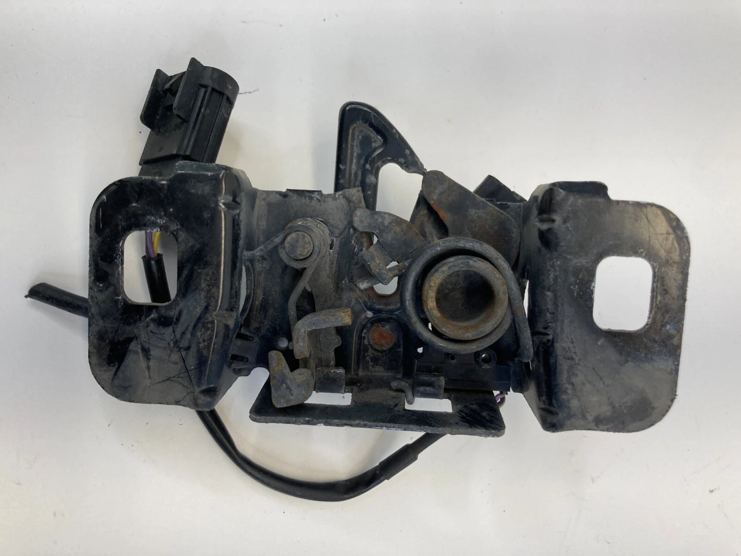 2010 2011 CADILLAC SRX FRONT HOOD LOCK LATCH RELEASE ACTUATOR ASSEMBLY 20810956