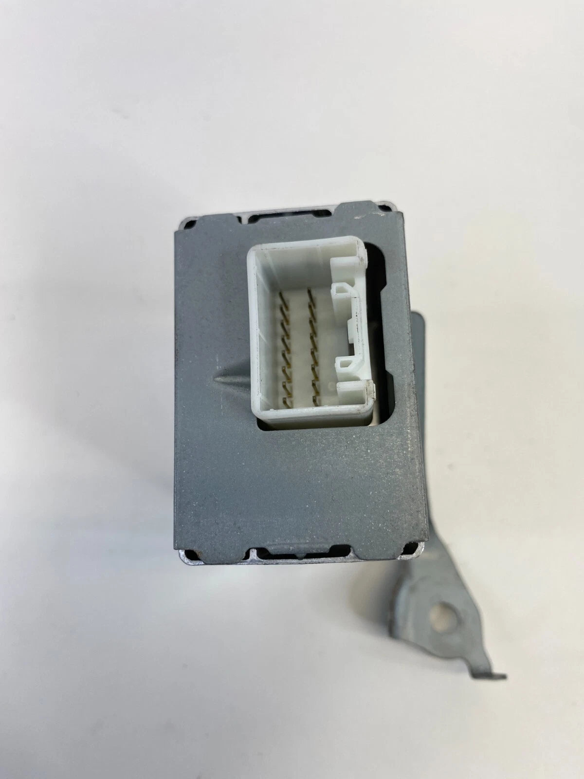 2001 2002 2003 TOYOTA RAV4 CRUISE CONTROL COMPUTER MODULE UNIT ECU 88240-42050