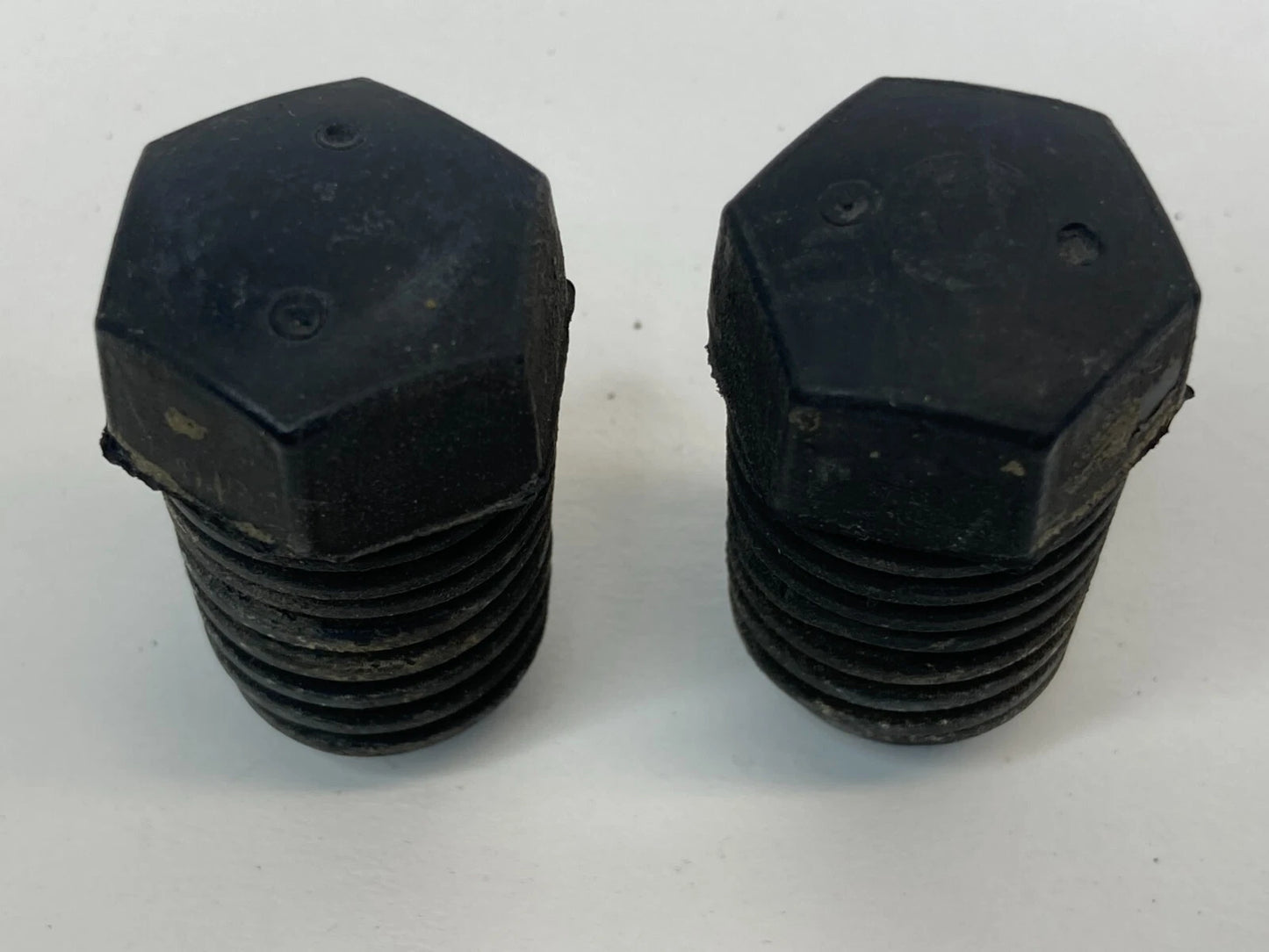 2005-2010 PONTIAC G6 FR HOOD STOP BUMPER CUSHION SUPPORT ADJUSTER PLUG PAIR OEM