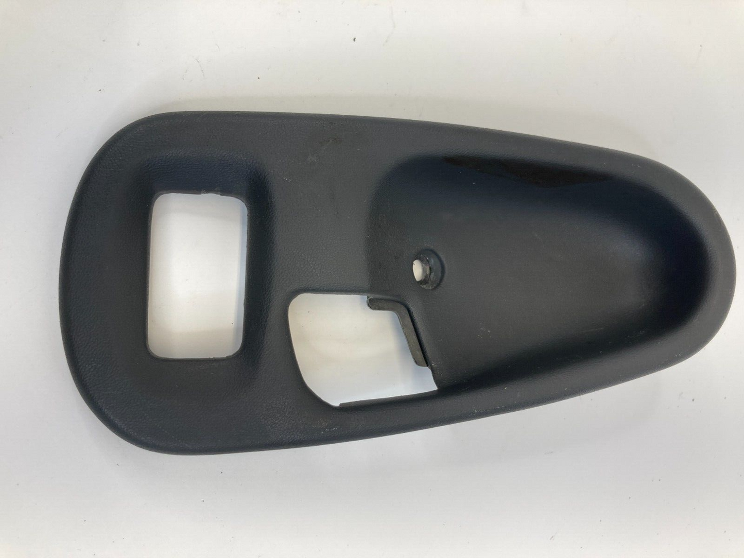 1997-2004 Mitsubishi Montero Sport Rear Left Side Inner Door Handle Cover Trim