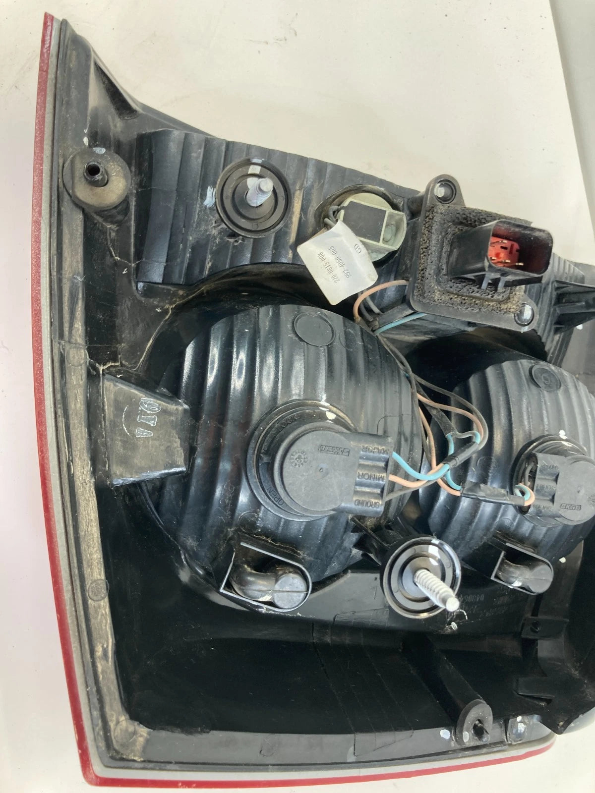 2009 2010 DODGE CHARGER REAR LEFT DRIVER TAILLIGHT TAIL LAMP HALOGEN