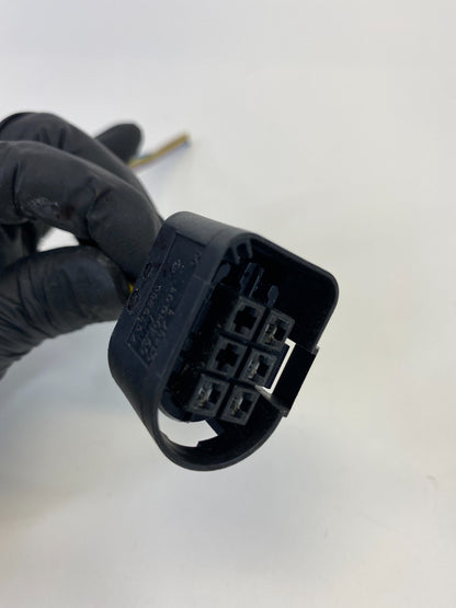 08-10 Mini Cooper Rear Right Side Taillight Tail Lamp Connector Pigtail 7519285