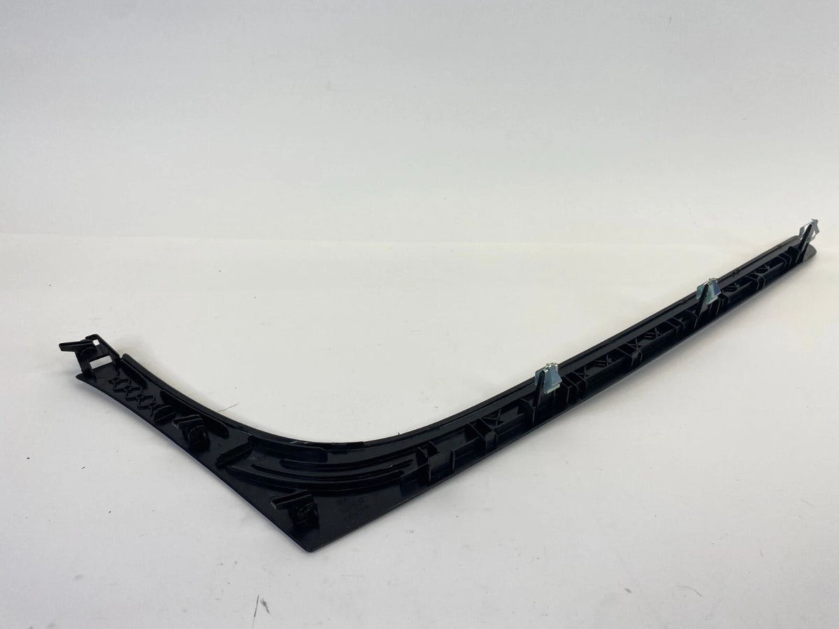 2011-2013 BUICK REGAL FRONT RIGHT SIDE LOWER DASH COVER TRIM MOLDING 13221845
