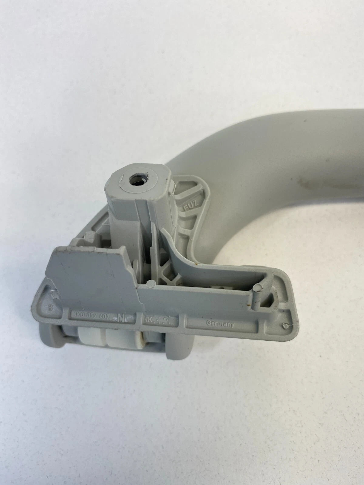 08-10 VOLKSWAGEN PASSAT REAR RIGHT INNER ROOF GRAB GRIP ASSIST HANDLE K0857607