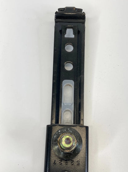 2004-2006 LEXUS RX330 FRONT LEFT DRIVER SIDE SEAT BELT HEIGHT ADJUSTER OEM