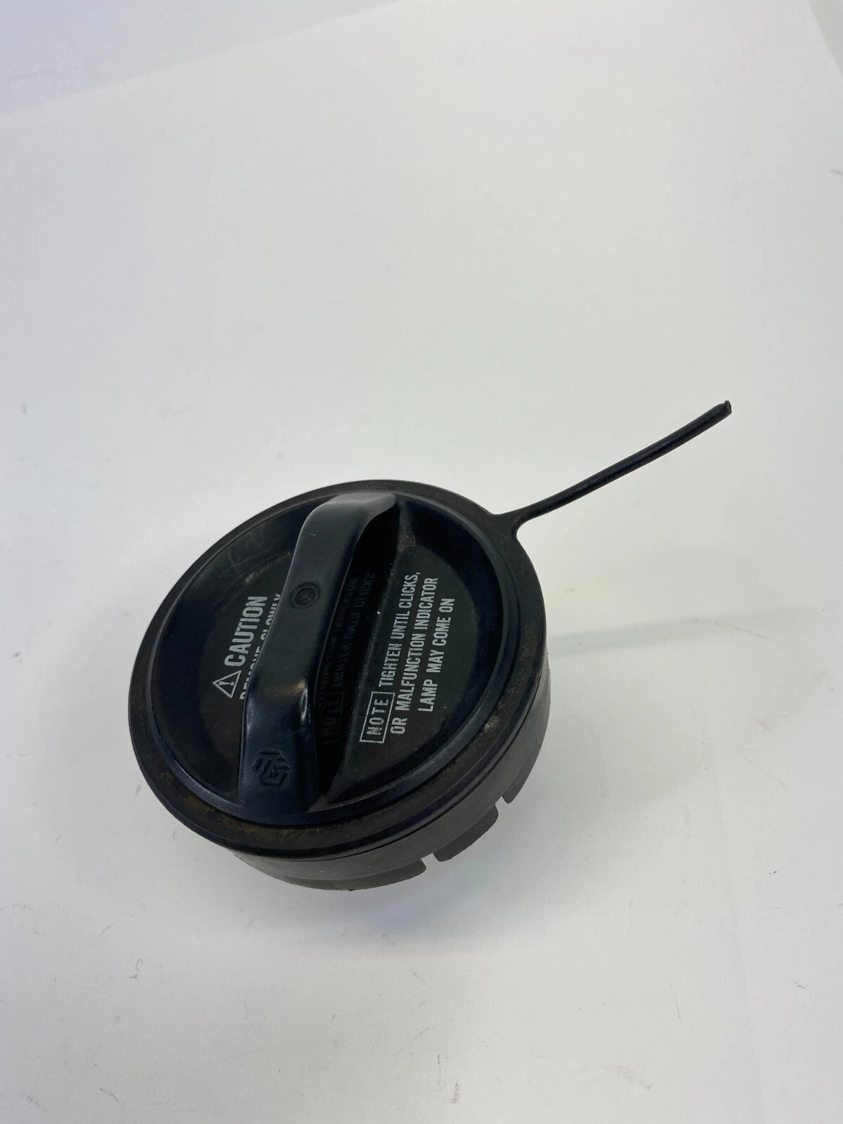 2000 2001 2002 2003 2004 2005 TOYOTA CELICA FUEL FILLER GAS TANK LID COVER CAP