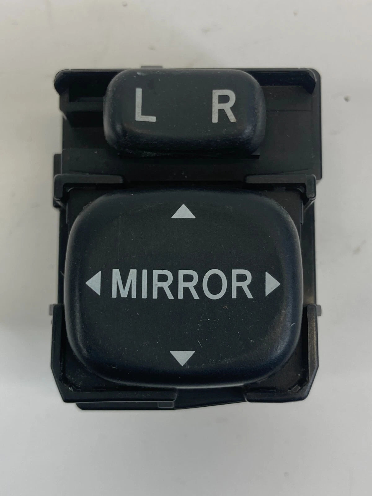 2004-2009 TOYOTA PRIUS FRONT LEFT DOOR EXTERIOR POWER MIRRORS CONTROL SWITCH OEM