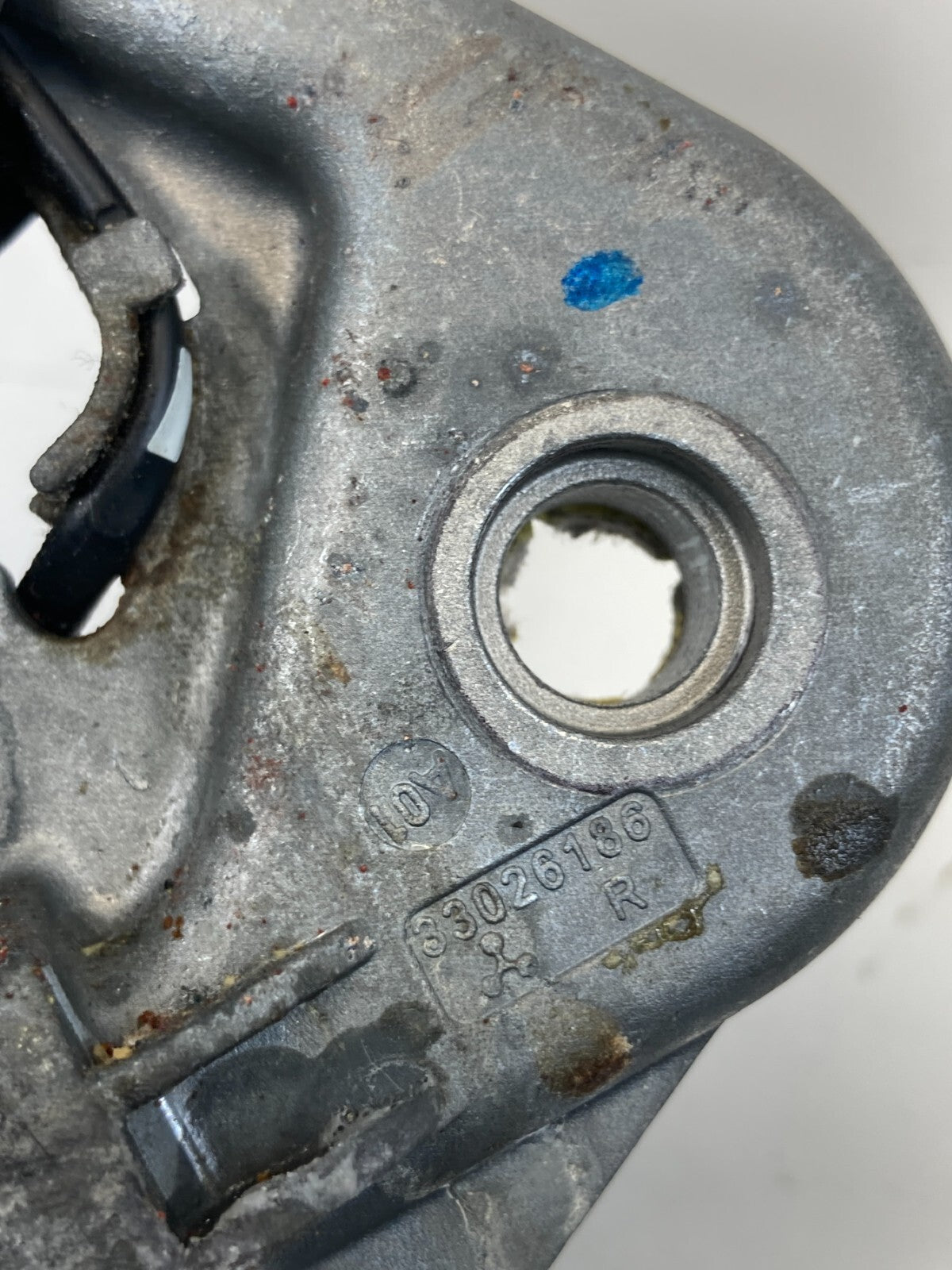 2003 2004 Jaguar S-type Front Right Side Seat Belt Buckle Pretensioner 33026186