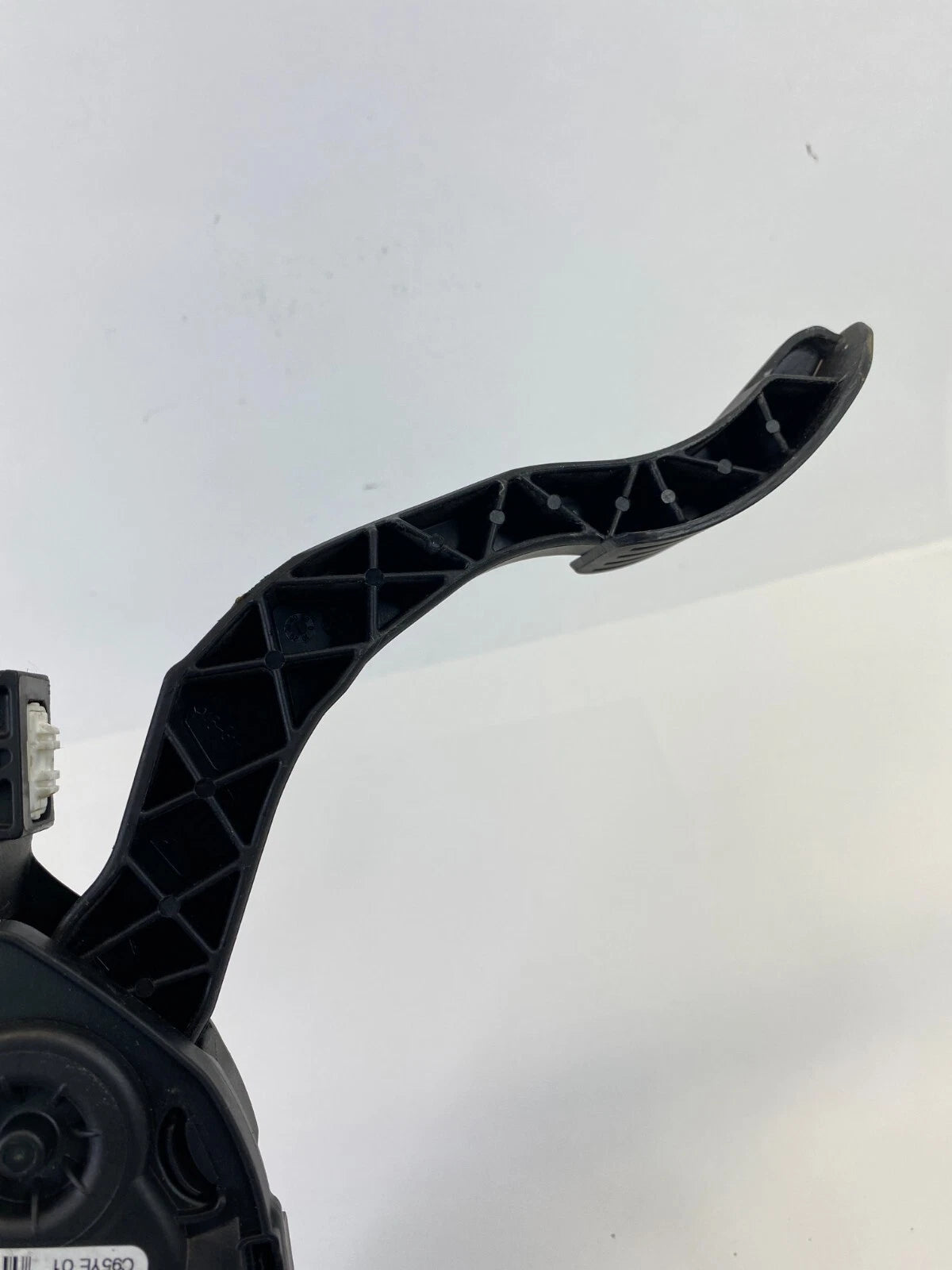 2008-2016 VOLVO XC70 ACCELERATOR GAS PEDAL ASSEMBLY 6G92-9F836-BD OEM