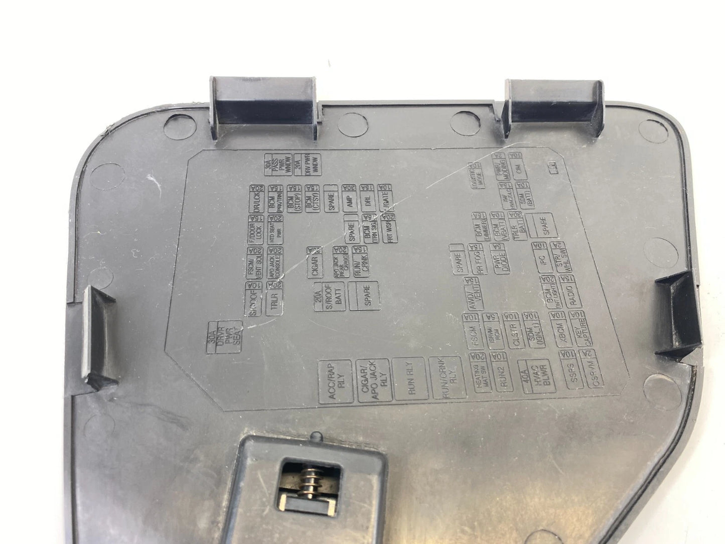 2012-2015 CHEVROLET CAPTIVA SPORT 2.4L L4 DASH FUSE BOX COVER TRIM PANEL