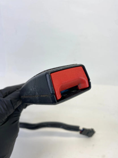 2012-2014 FORD FOCUS FRONT RIGHT SIDE SEAT BELT BUCKLE DM51-61208-CBW OEM
