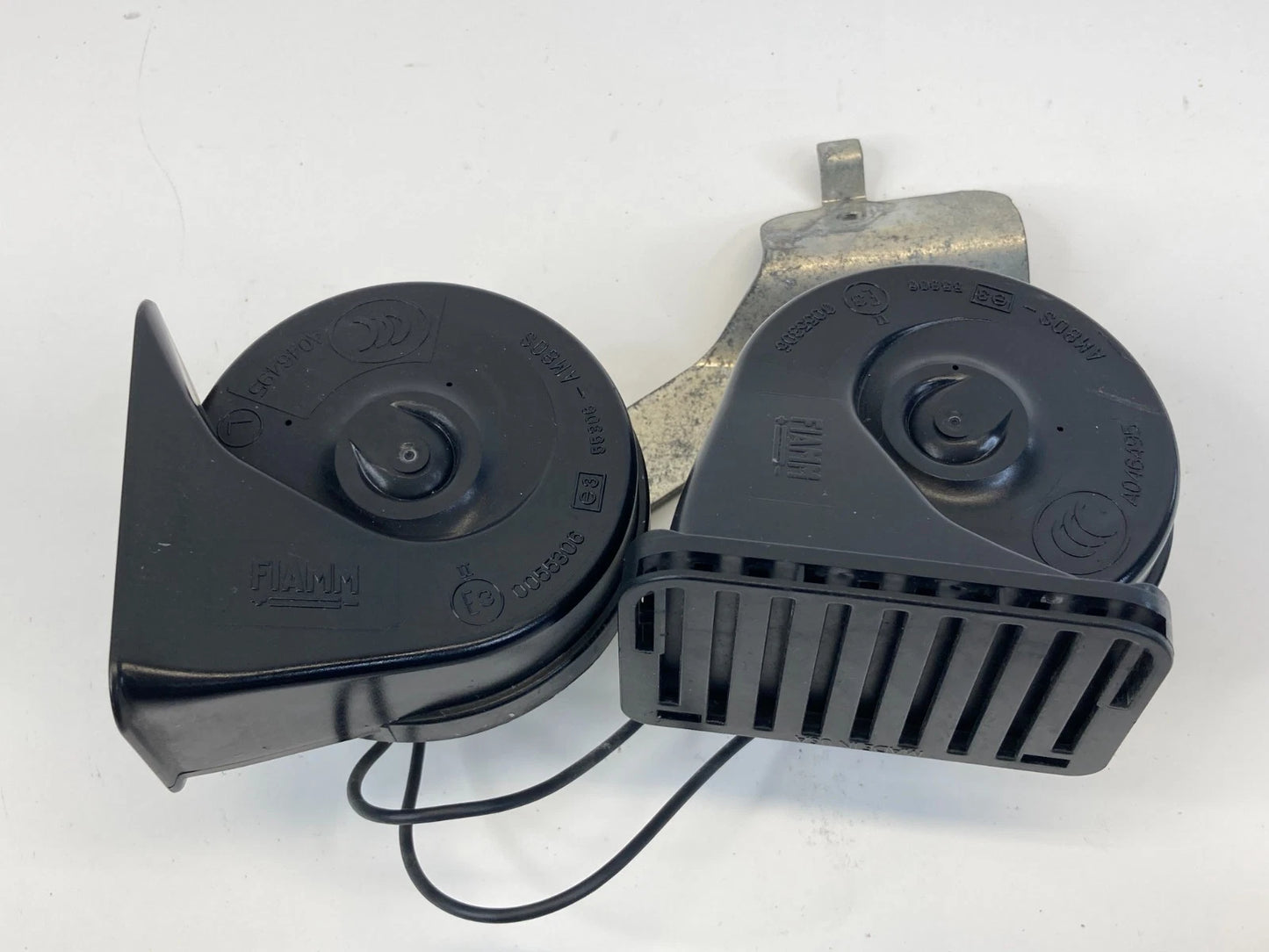 2013-2016 FORD ESCAPE HIGH & LOW HORN NOTE TONE PITCH ALARM SIGNAL E30055306 OEM