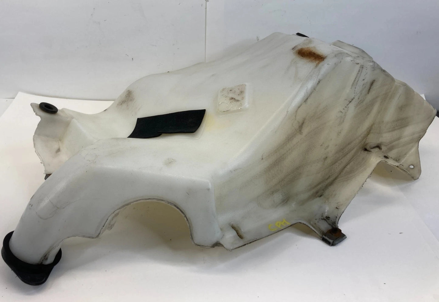 2002-2009 CHEVROLET TRAILBLAZER WINDSHIELD WIPER WASHER FLUID RESERVOIR W/ CAP