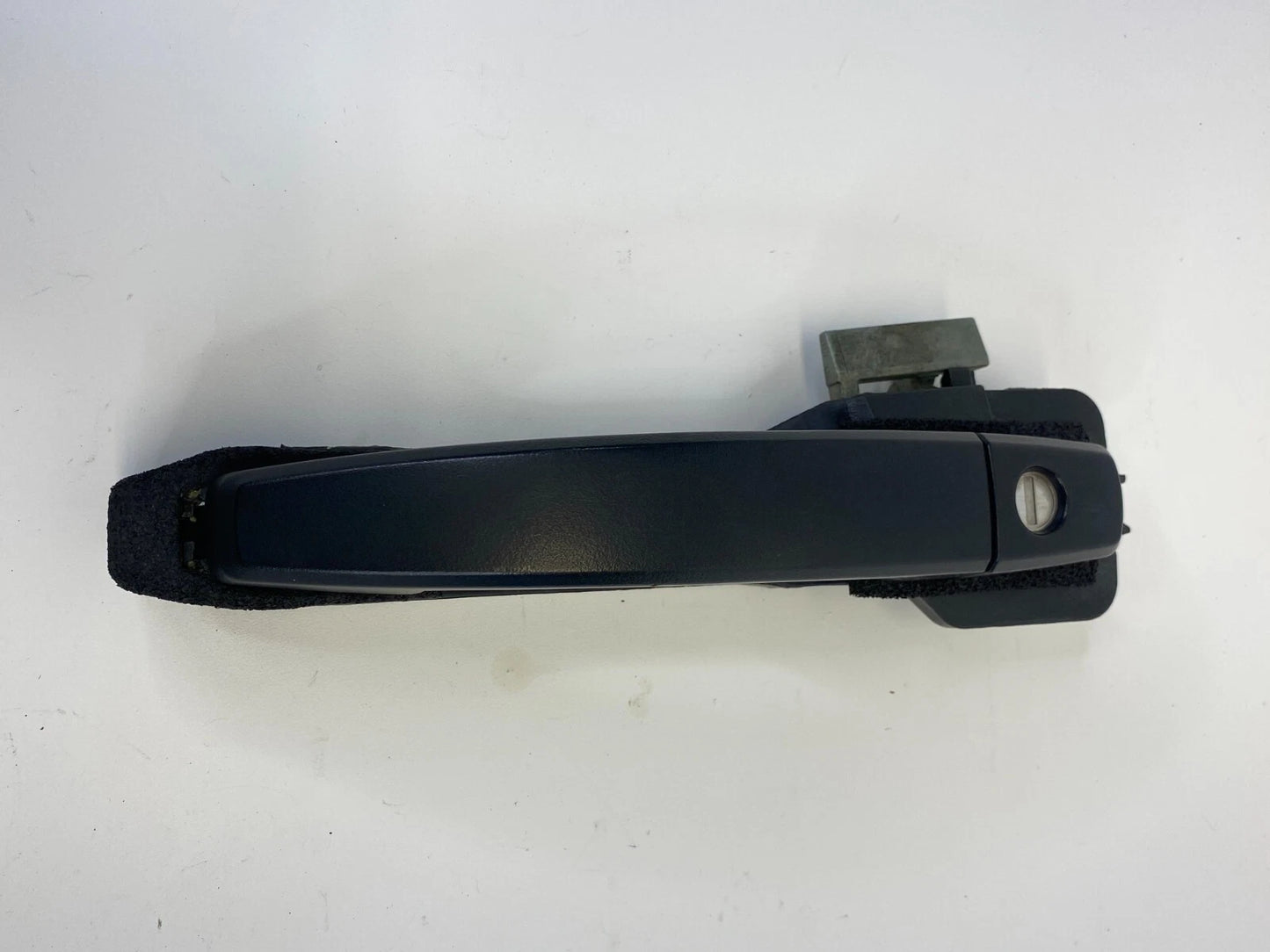2012-2015 CHEVROLET CAPTIVA SPORT FRONT LEFT DRIVER EXTERIOR DOOR HANDLE OEM