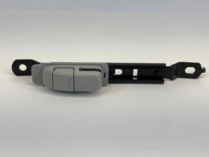 04-09 MAZDA3 MAZDA 3 FRONT LEFT DRIVER SIDE SEAT BELT HEIGHT ADJUSTER ASSEMBLY