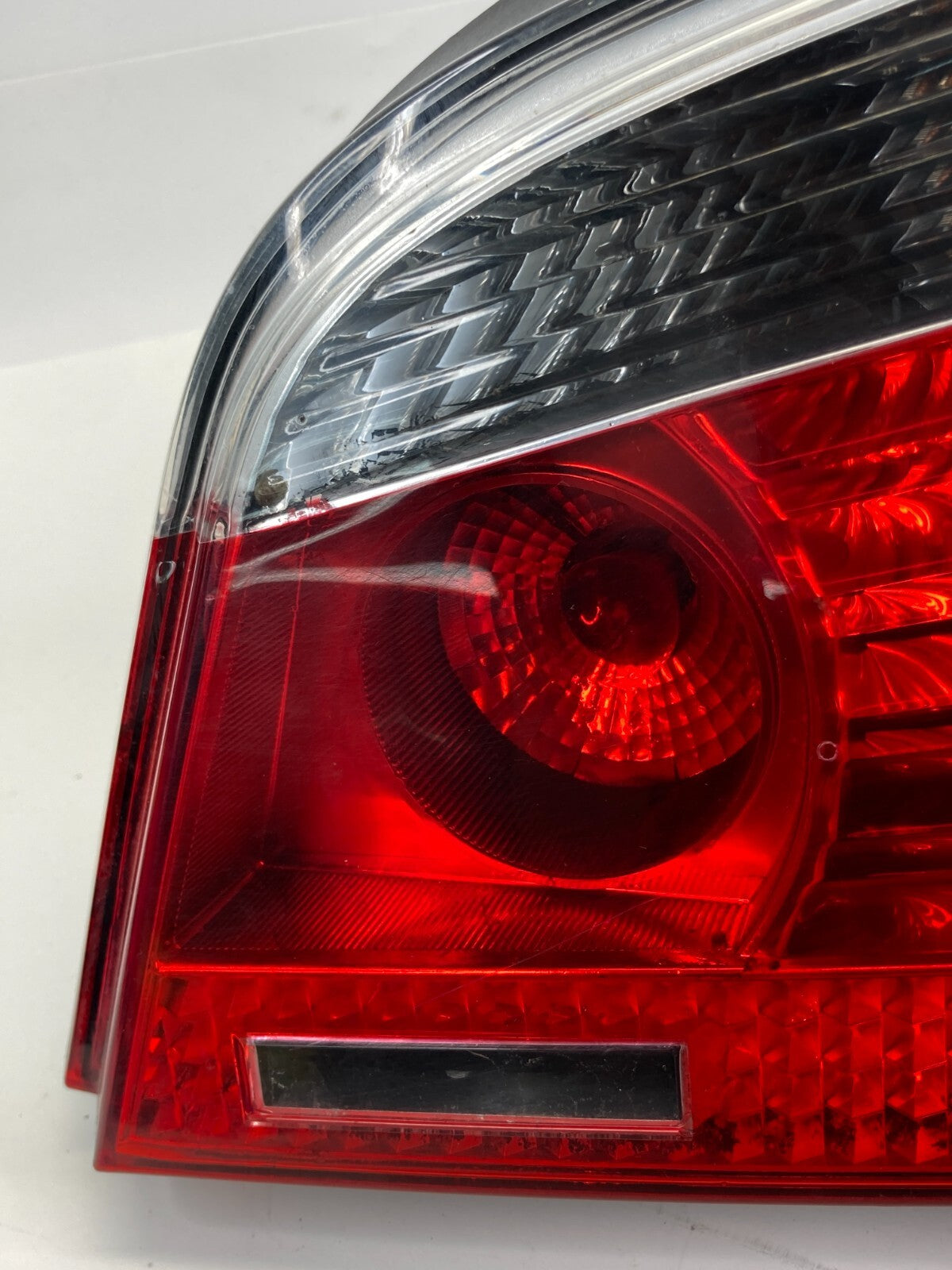 2006 2007 BMW 530xi Sedan Rear Right Passenger Side Tail Light Taillight 7165740