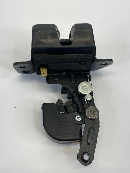 2007-2009 HYUNDAI SANTA FE RR TRUNK TAILGATE LOCK LATCH ACTUATOR OEM 812302B000