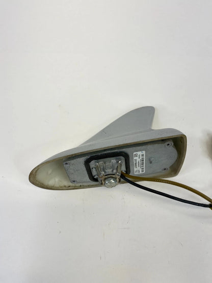 2011-2017 BUICK REGAL ROOF MOUNT RADIO SHARK FIN ANTENNA UNIT 20786827 OEM