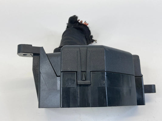 2009-2012 VOLKSWAGEN CC 2.0L L4 DASH LEFT SIDE FUSE RELAY BOX ASSEMBLY OEM