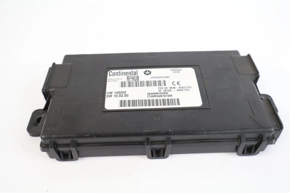 2011 2012 CHRYSLER 300 RF RECEIVER HUB KEYLESS ENTRY CONTROL MODULE OEM 5026794A