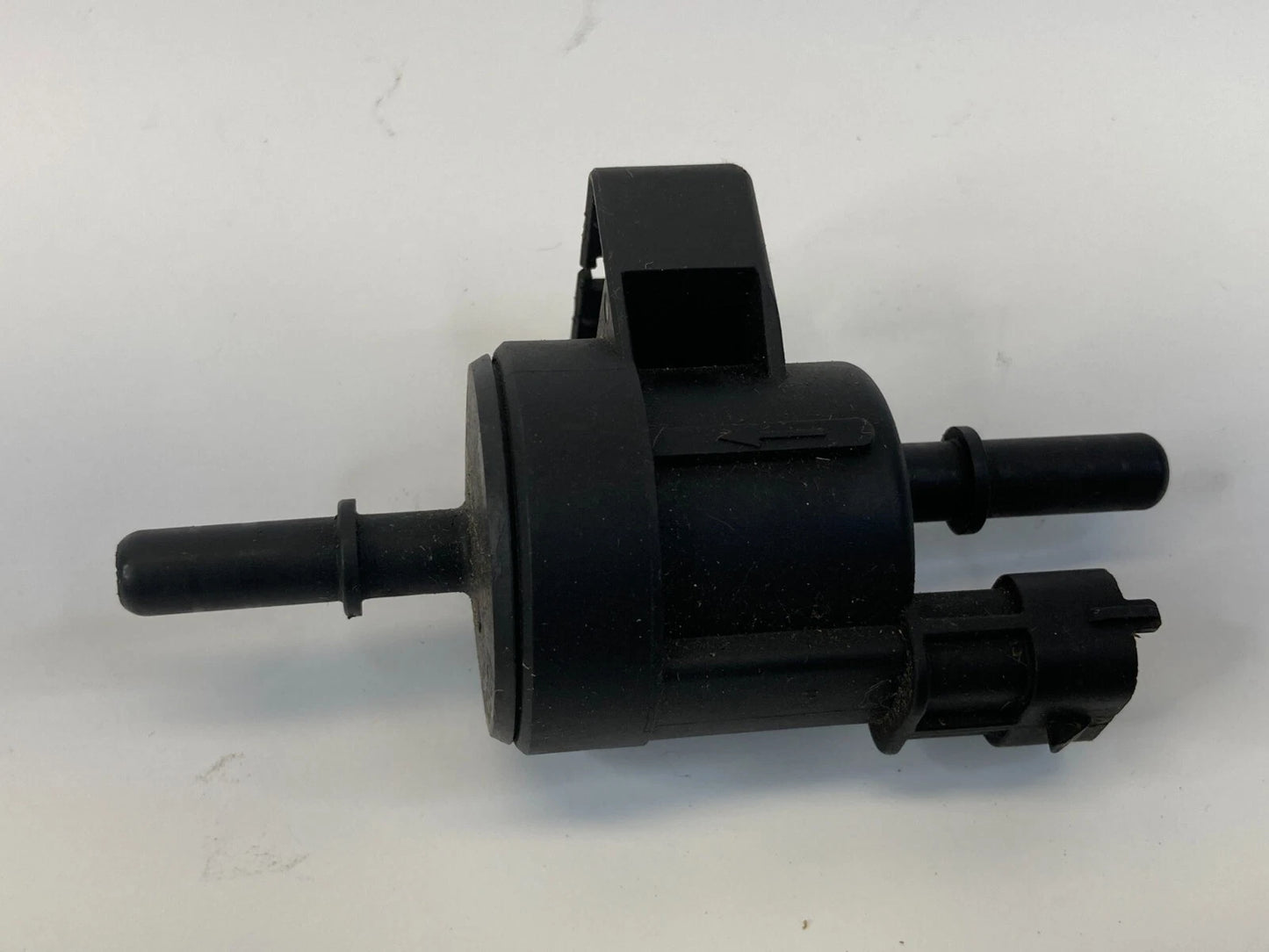 12-20 CHEVROLET SONIC VACUUM PURGE SOLENOID FUEL VALVE VAPOR CANISTER 280142495