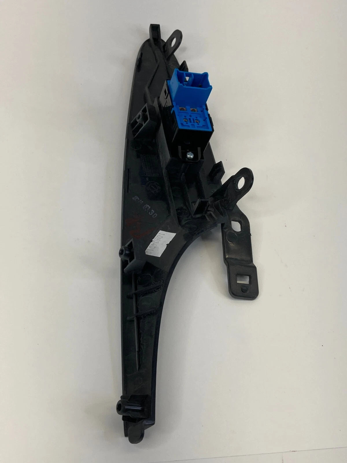 11-14 HYUNDAI SONATA REAR RIGHT SIDE DOOR WINDOW CONTROL SWITCH TRIM 93581-3S060
