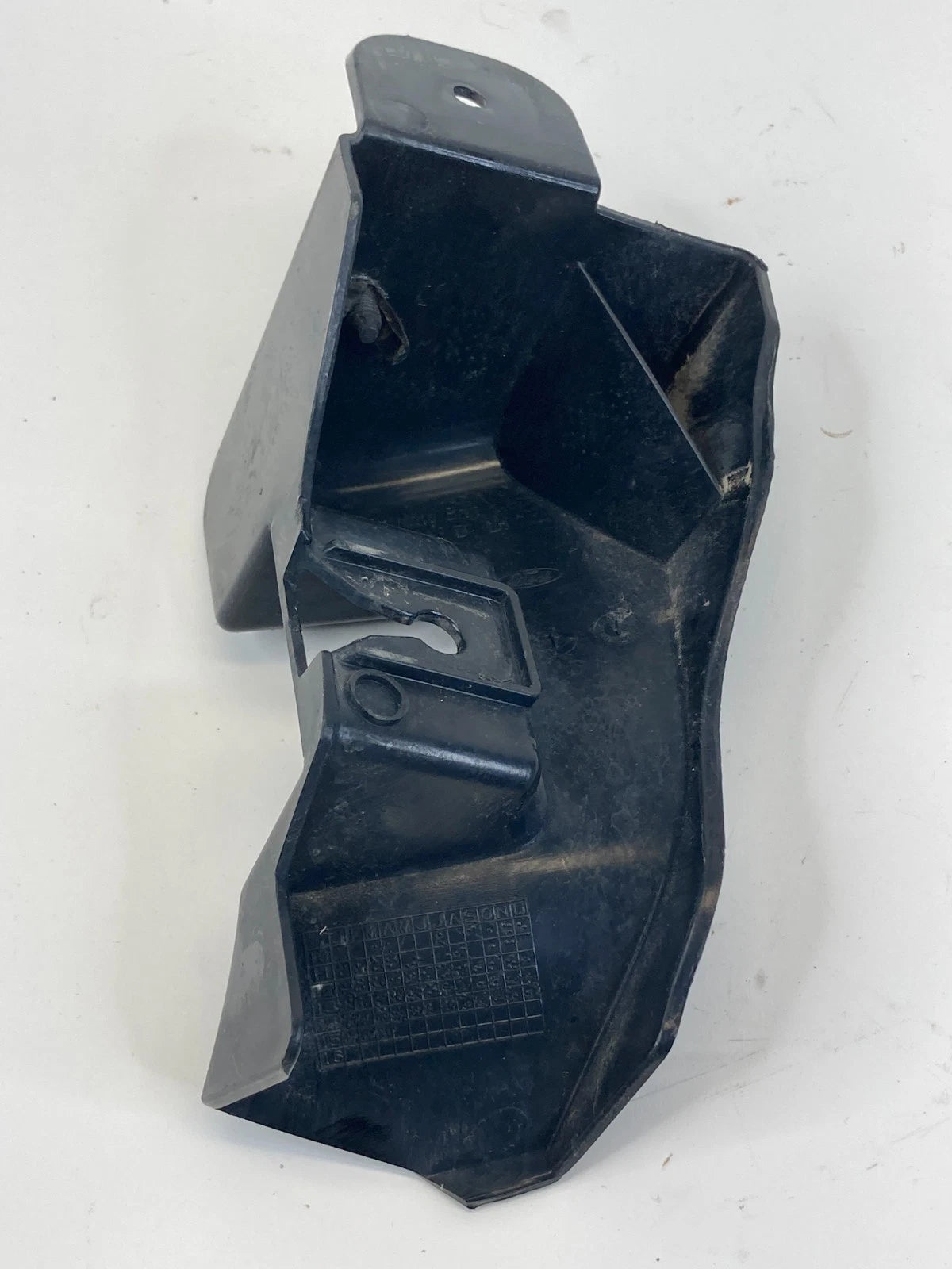 11-15 FORD EXPLORER POLICE INTERCEPTOR UTILITY REAR LEFT BUMPER BRACKET MOUNT