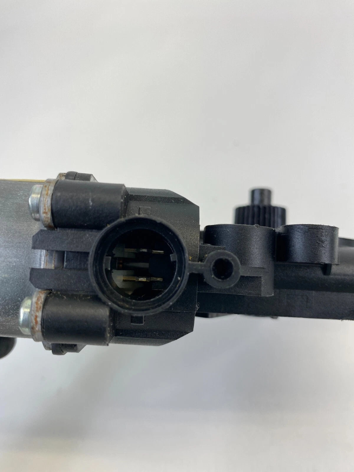 2006-2010 HYUNDAI SONATA REAR LEFT SIDE DOOR POWER WINDOW MOTOR ASSEMBLY 400899