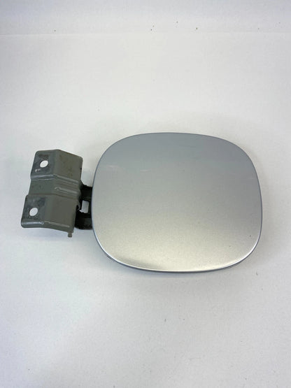 2007-2013 MITSUBISHI OUTLANDER FUEL FILLER DOOR GAS TANK LID COVER CAP OEM