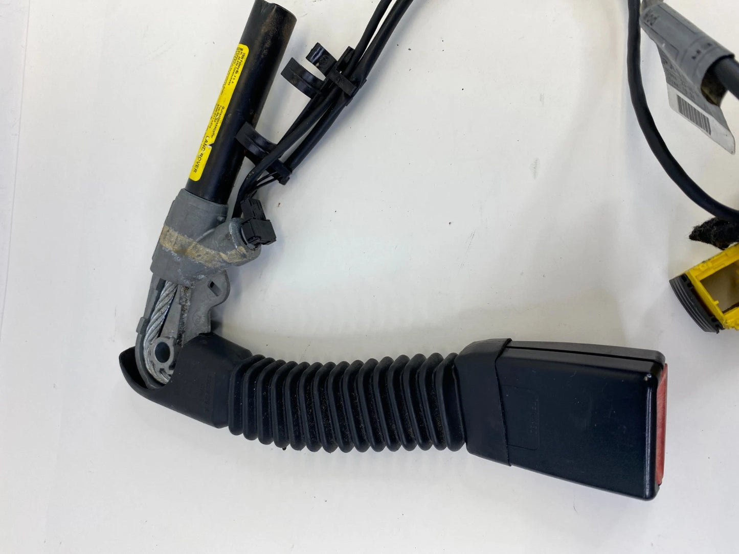 2003-2006 RANGE ROVER FRONT LEFT DRIVER SIDE SEAT BELT BUCKLE FR LH 83697210 OEM