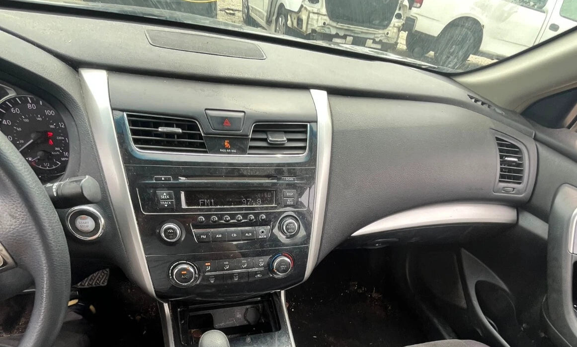 2013-2015 Nissan Altima Radio AM/FM AUX CD Disc Player Receiver 28185-3TA0G