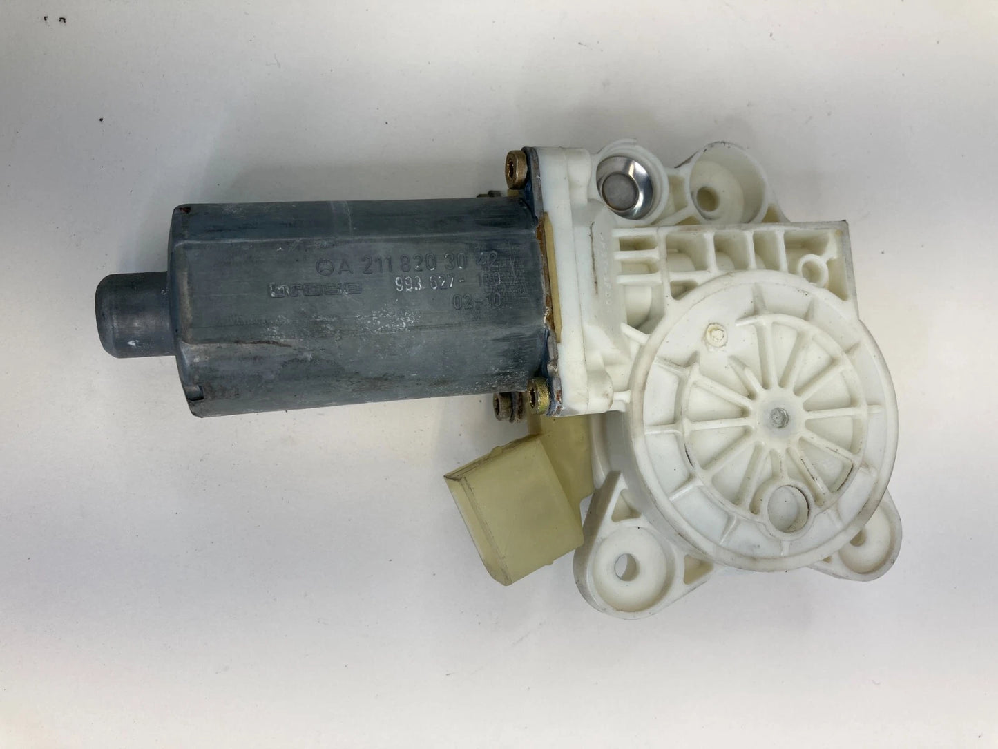 2003-2009 MERCEDES-BENZ E320 FRONT RIGHT DOOR POWER WINDOW MOTOR A2118203042 OEM