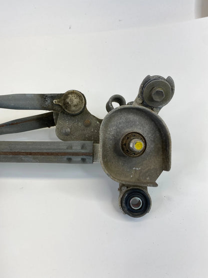 2005-2010 SCION TC FRONT WINDSHIELD WIPER MOTOR TRANSMISSION LINKAGE 8511021080