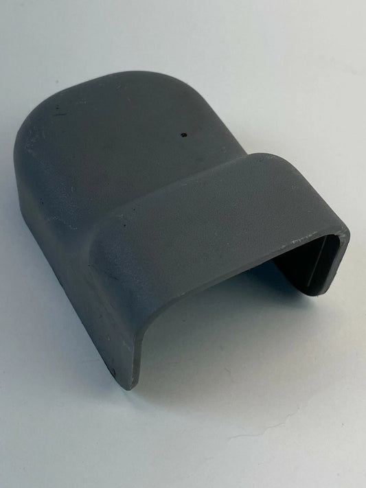 07 08 HYUNDAI ELANTRA SEDAN FRONT SEAT TRACK CAP COVER TRIM PANEL 88567-3K000