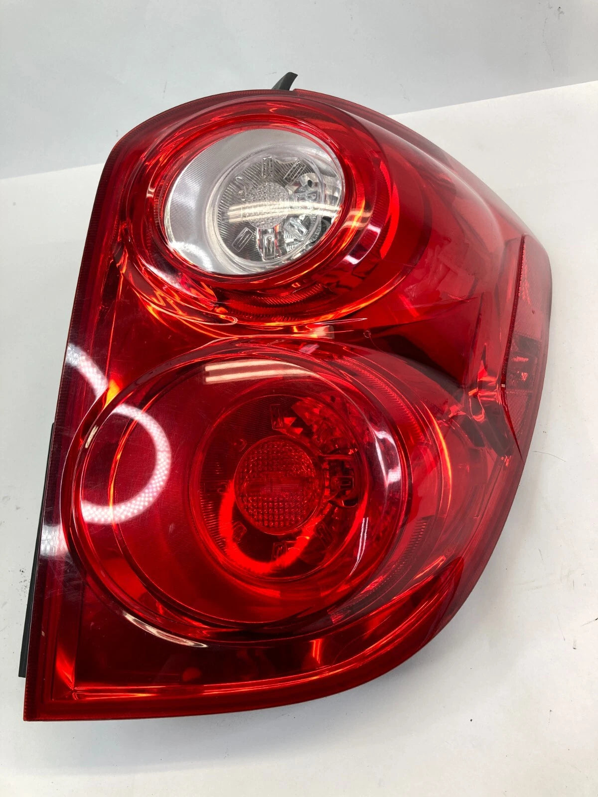 2010-2015 CHEVROLET EQUINOX RIGHT PASSENGER TAIL LIGHT TAILLIGHT LAMP P7894 OEM