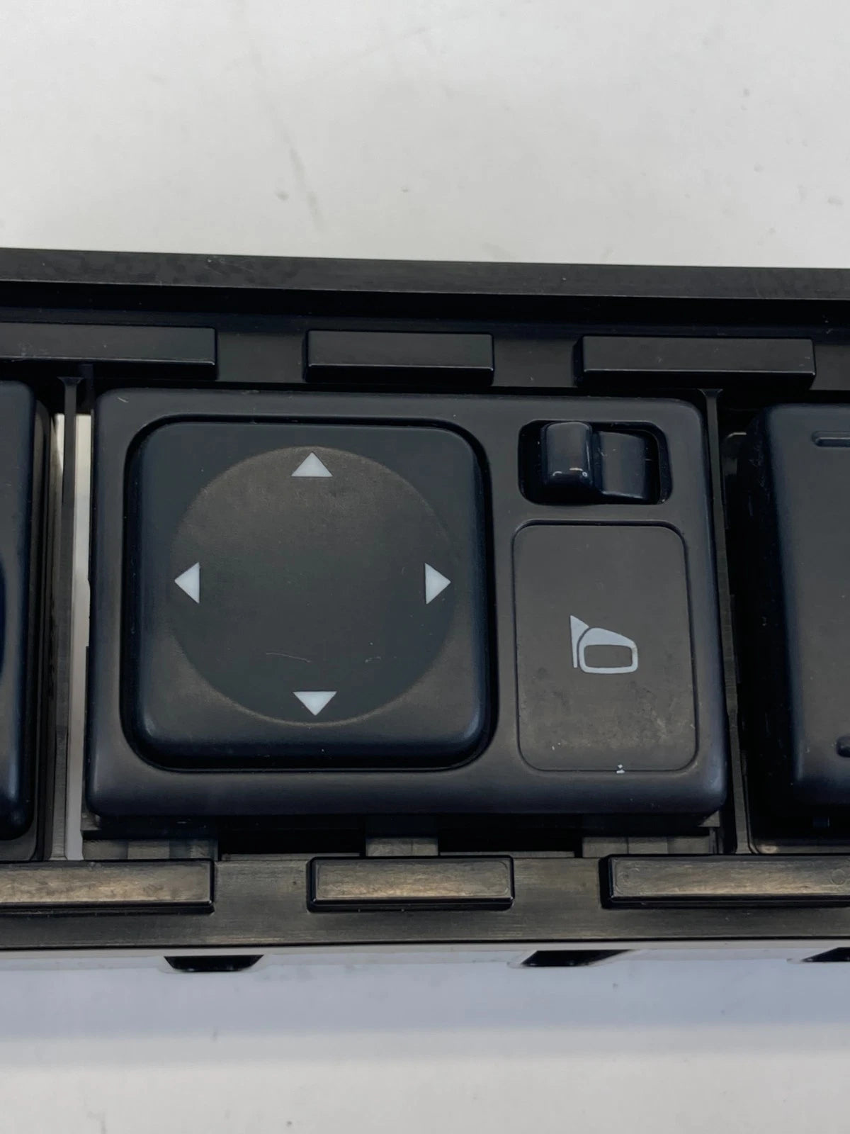 2006 2007 Infiniti M35 DASH MIRROR DIMMER AFS VDC SWITCH CONTROL BEZEL PANEL OEM