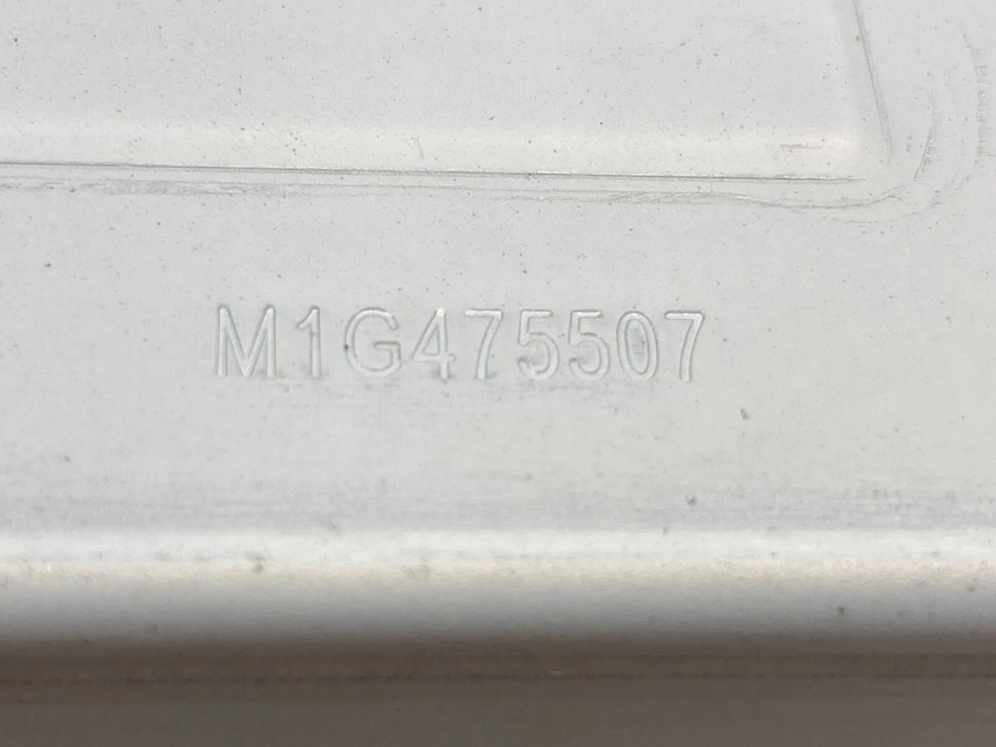 2013 13 Chevrolet Malibu Radio AM/FM CD Player Satellite Receiver 22923802 OEM