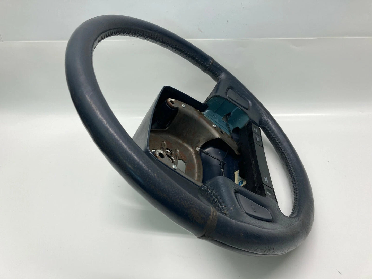 1990-1993 CHRYSLER IMPERIAL NEW YORKER FIFTH AVENUE STEERING WHEEL W/CRUISE OEM