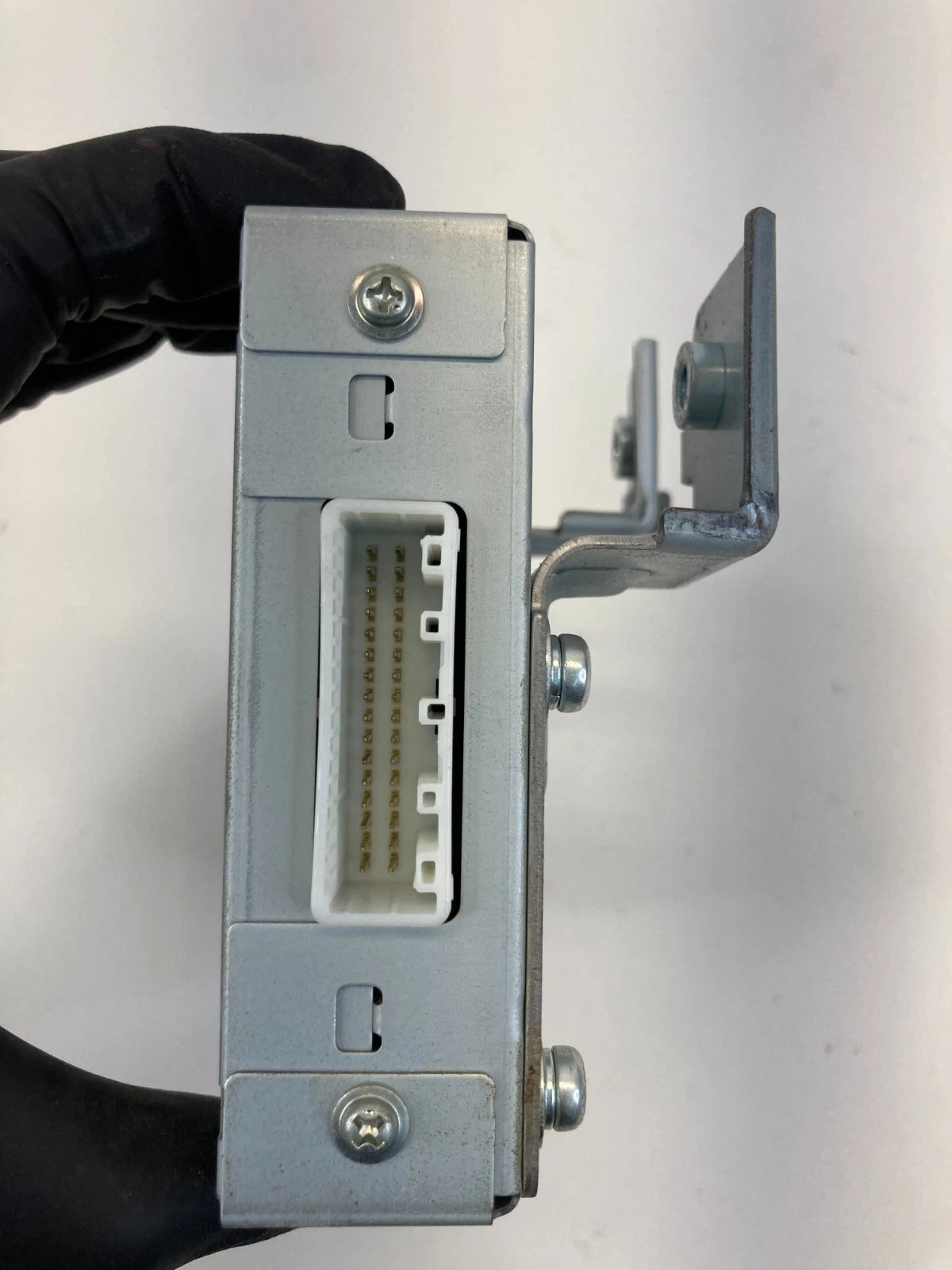 2006 07 INFINITI M35 M45 INFORMATION GPS REAR CAMERA CONTROL MODULE 284A1-EG01A