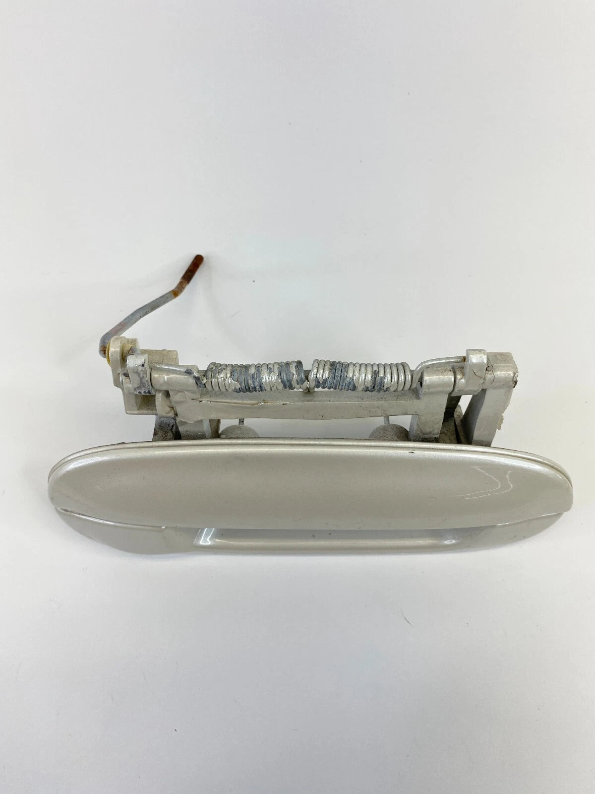 2000-2005 CADILLAC DEVILLE REAR RIGHT SIDE EXTERIOR DOOR HANDLE| ASSEMBLY OEM