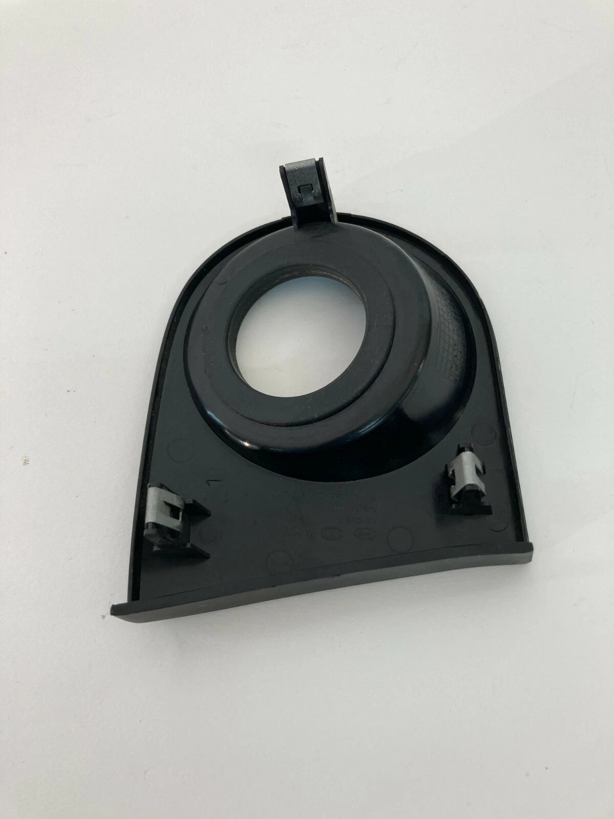 2008 HYUNDAI ENTOURAGE BLACK IGNITION KEY SWITCH COVER BEZEL TRIM 848404D000