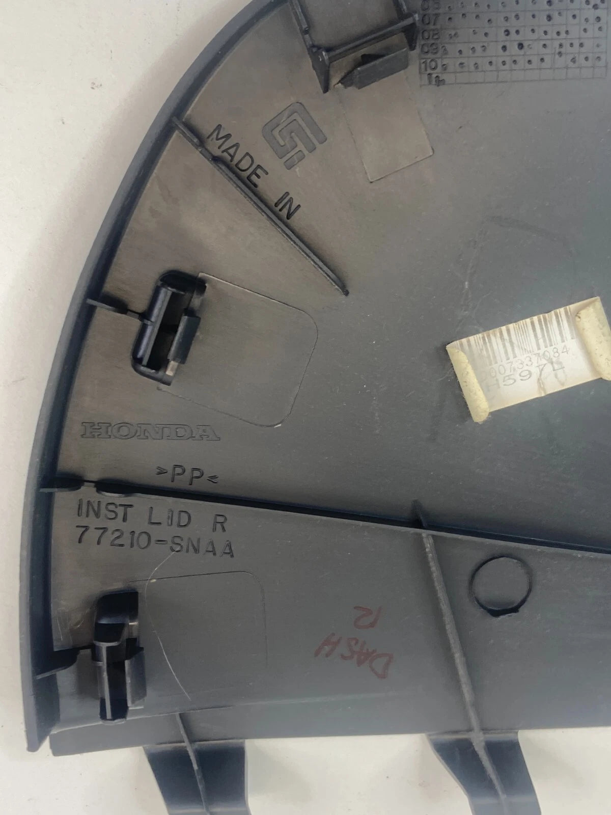 2006-2011 HONDA CIVIC RIGHT PASSENGER SIDE DASH END CAP BEZEL TRIM 77210-SNAA