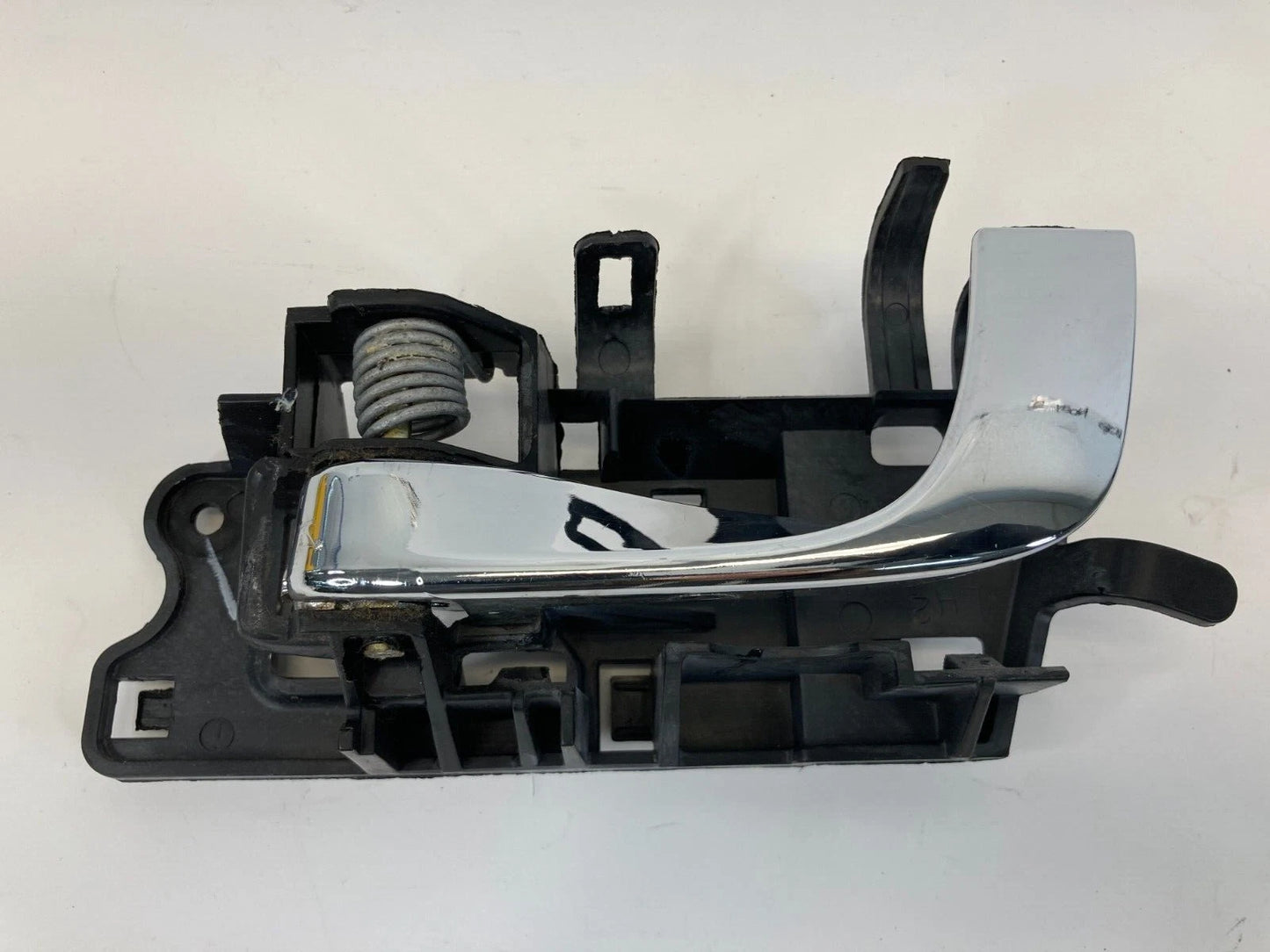 2003-2007 CADILLAC CTS FRONT LEFT DRIVER SIDE INTERIOR DOOR HANDLE 25707889 OEM