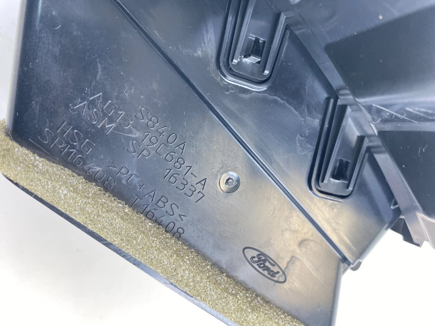 2013-2019 Ford Police Interceptor Sedan Right Dash Center AC Air Vent Duct OEM