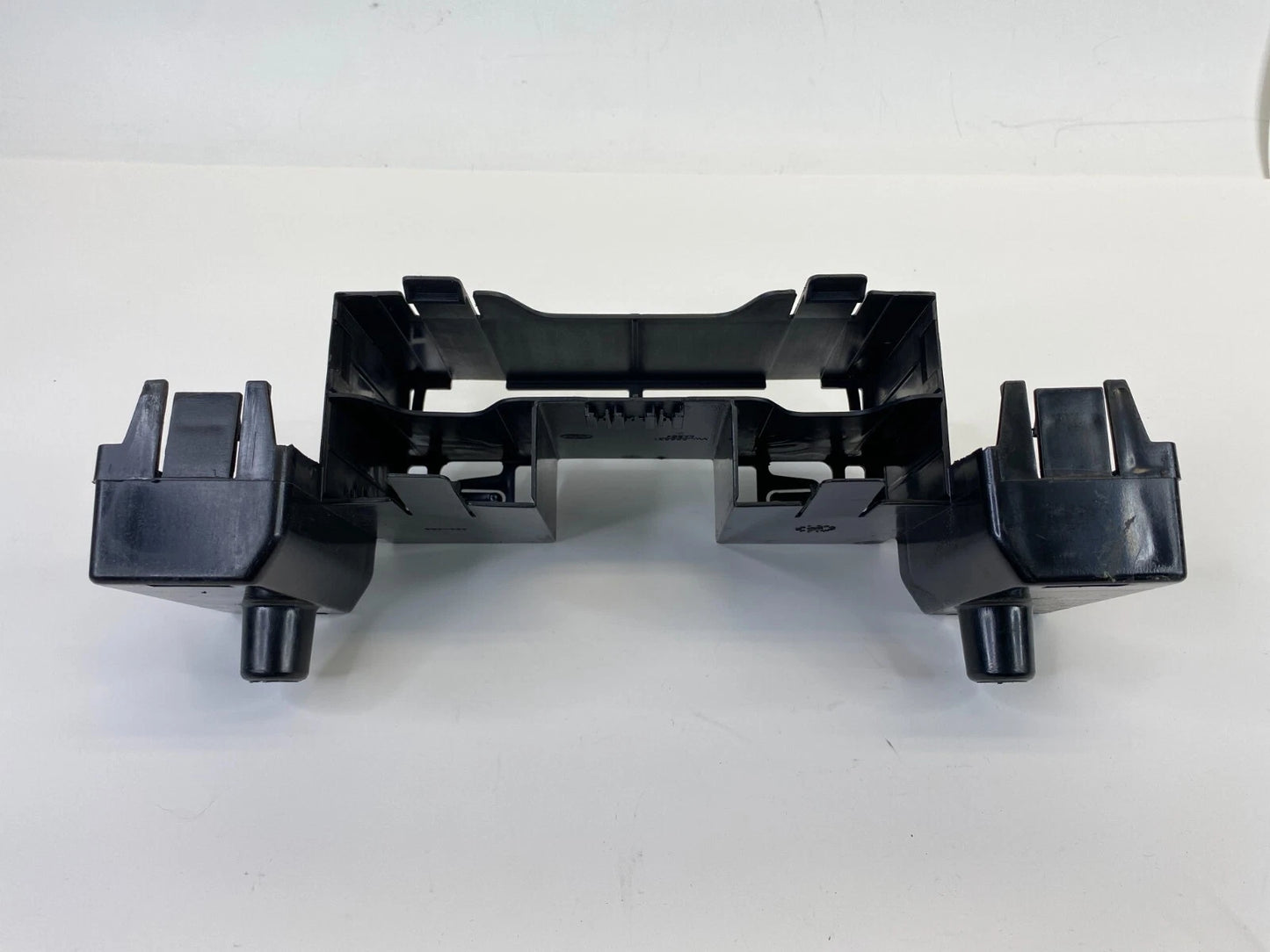 03-05 LAND ROVER RANGE ROVER 4.4L ENGINE CONTROL MODULE HOLDER BRACKET YWU000031